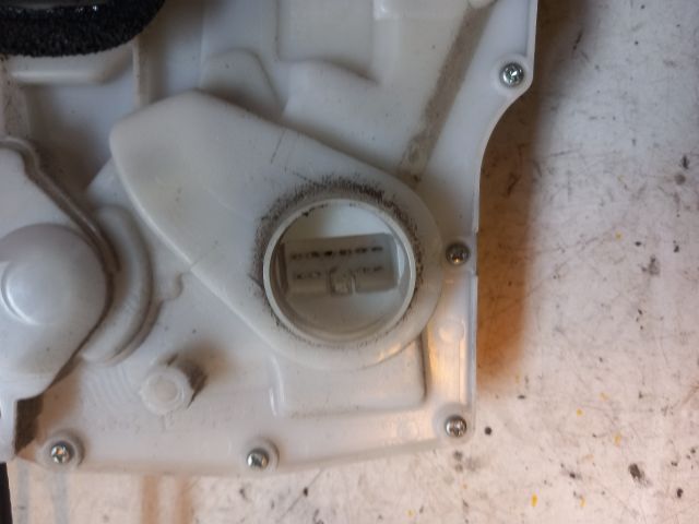 bontott SUZUKI SWIFT III Bal első Központizár Motor