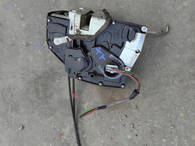 bontott SUZUKI SWIFT III Bal első Központizár Motor