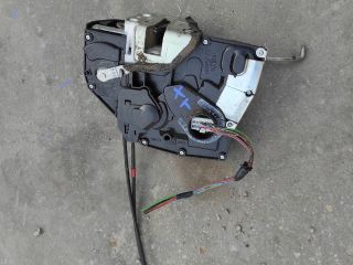 bontott SUZUKI SWIFT III Bal első Központizár Motor