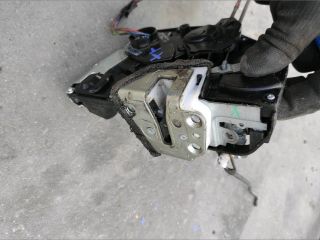 bontott SUZUKI SWIFT III Bal első Központizár Motor