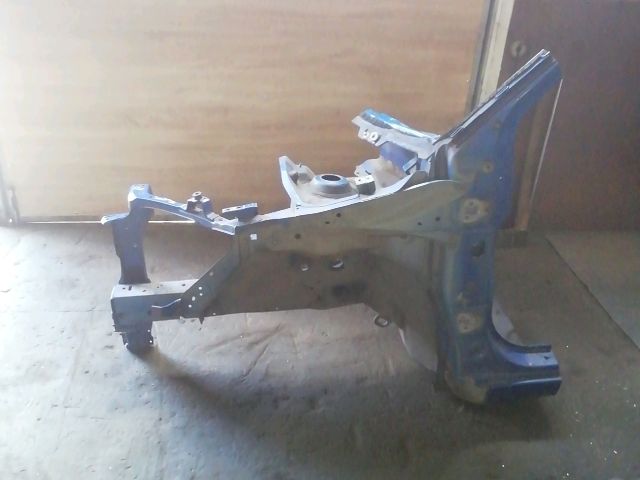 bontott SUZUKI SWIFT III Bal első Negyed Karosszéria Csomag