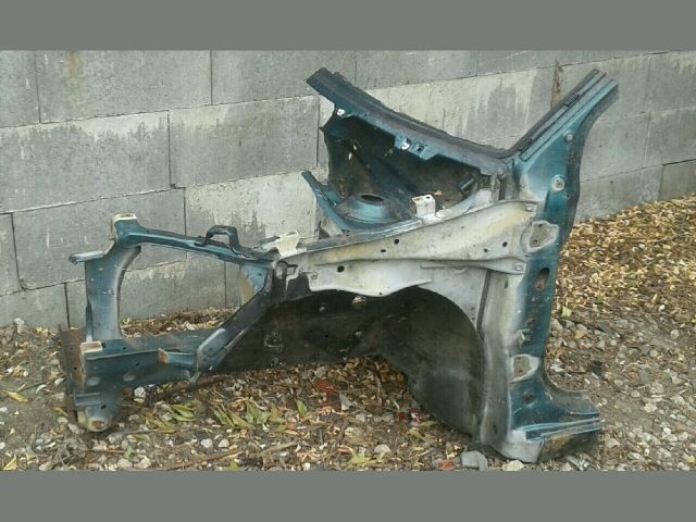 bontott SUZUKI SWIFT III Bal első Negyed Karosszéria Csomag