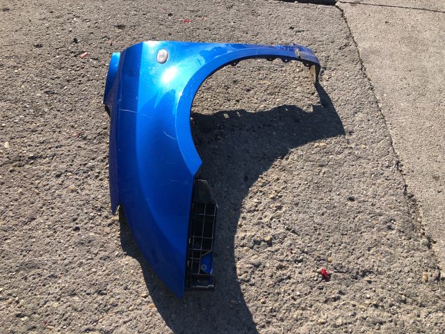 bontott SUZUKI SWIFT III Bal első Sárvédő