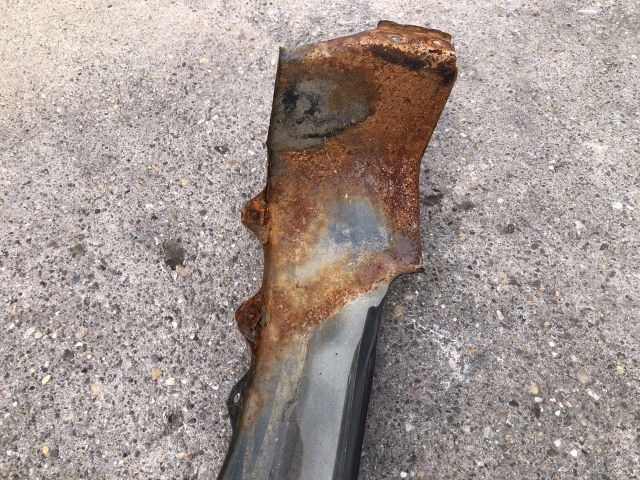 bontott SUZUKI SWIFT III Bal első Sárvédő