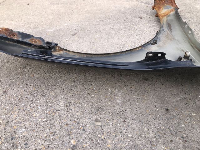 bontott SUZUKI SWIFT III Bal első Sárvédő