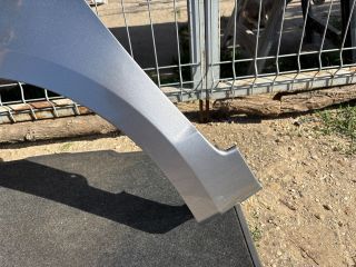 bontott SUZUKI SWIFT III Bal első Sárvédő