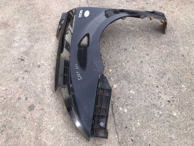 bontott SUZUKI SWIFT III Bal első Sárvédő