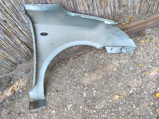 bontott SUZUKI SWIFT III Bal első Sárvédő