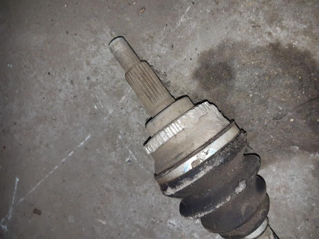 bontott SUZUKI SWIFT III Bal Féltengely