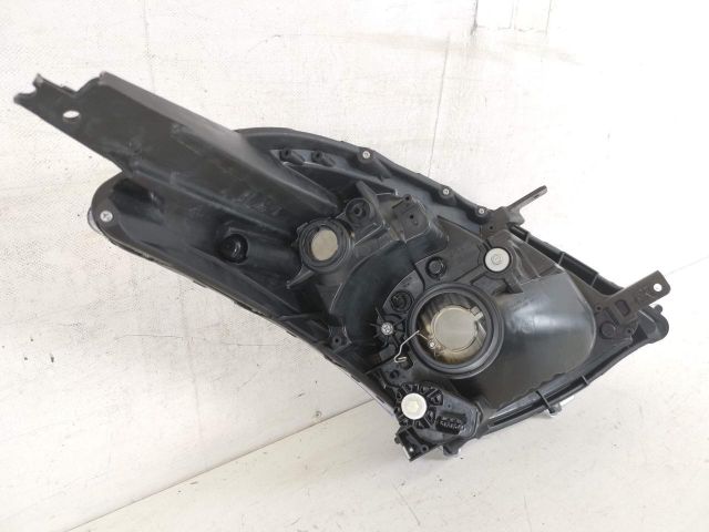 bontott SUZUKI SWIFT III Bal Fényszóró