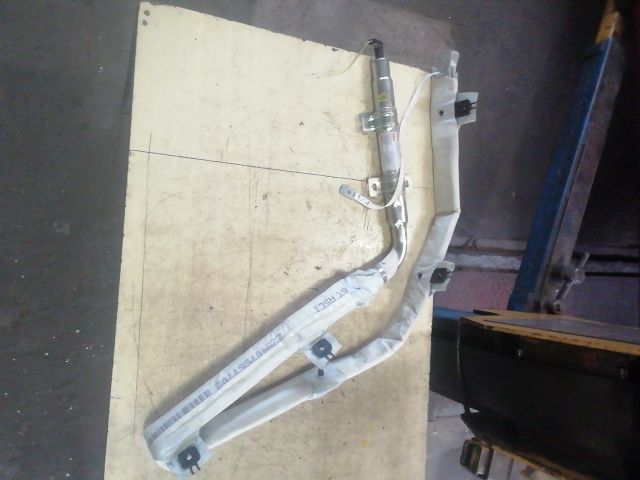 bontott SUZUKI SWIFT III Bal Függönylégzsák és Oldallégzsák