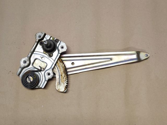 bontott SUZUKI SWIFT III Bal hátsó Ablakemelő Szerkezet (Mechanikus)