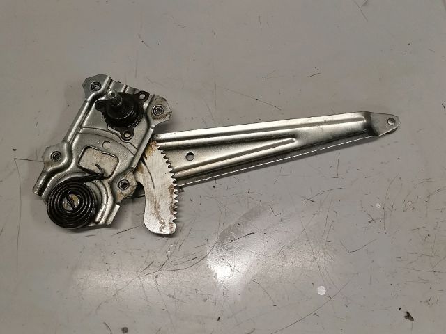 bontott SUZUKI SWIFT III Bal hátsó Ablakemelő Szerkezet (Mechanikus)