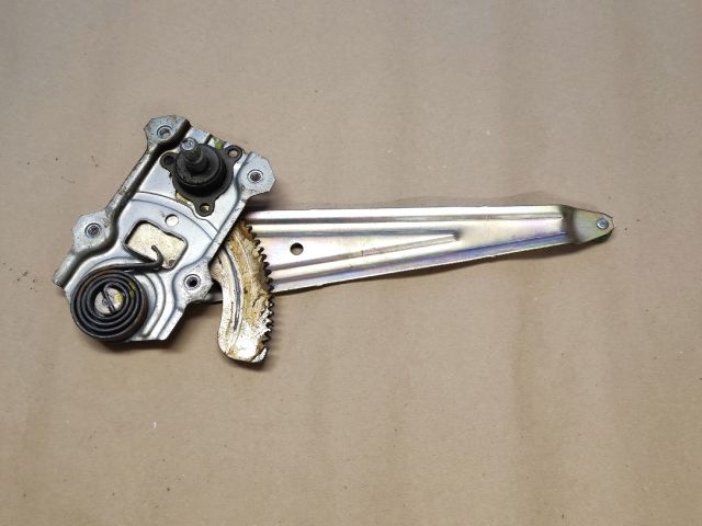 bontott SUZUKI SWIFT III Bal hátsó Ablakemelő Szerkezet (Mechanikus)