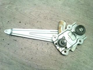 bontott SUZUKI SWIFT III Bal hátsó Ablakemelő Szerkezet (Mechanikus)