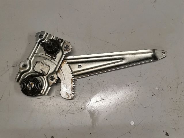 bontott SUZUKI SWIFT III Bal hátsó Ablakemelő Szerkezet (Mechanikus)