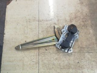 bontott SUZUKI SWIFT III Bal hátsó Ablakemelő Szerkezet (Mechanikus)