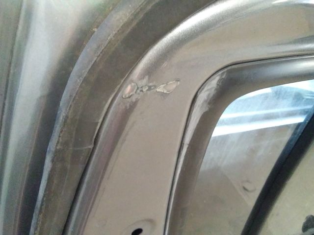 bontott SUZUKI SWIFT III Bal hátsó Ablakvezető Gumi