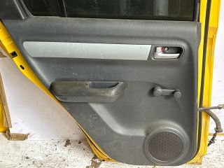 bontott SUZUKI SWIFT III Bal hátsó Ajtó (Részeivel)