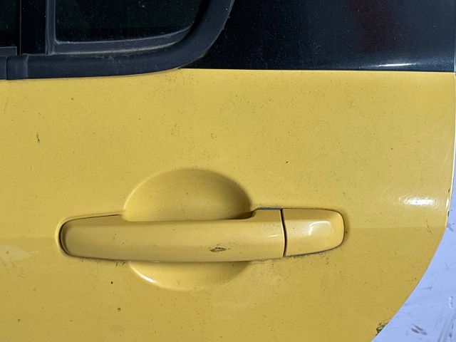 bontott SUZUKI SWIFT III Bal hátsó Ajtó (Részeivel)