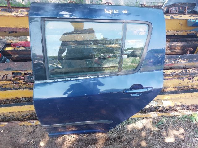 bontott SUZUKI SWIFT III Bal hátsó Ajtó (Részeivel)