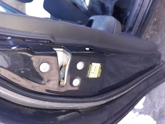 bontott SUZUKI SWIFT III Bal hátsó Ajtó (Üres lemez)