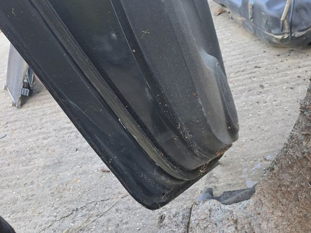 bontott SUZUKI SWIFT III Bal hátsó Ajtó (Üres lemez)