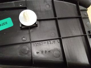 bontott SUZUKI SWIFT III Bal hátsó Ajtókeret Burkolat