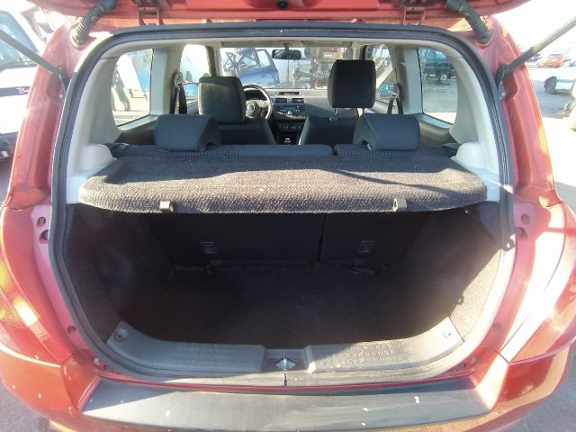 bontott SUZUKI SWIFT III Bal hátsó Csonkállvány Kerékaggyal