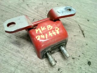 bontott SUZUKI SWIFT III Bal hátsó Felső Zsanér