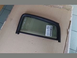 bontott SUZUKI SWIFT III Bal hátsó Fixüveg (Ajtóban)