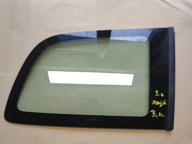 bontott SUZUKI SWIFT III Bal hátsó Fixüveg (Ajtóban)