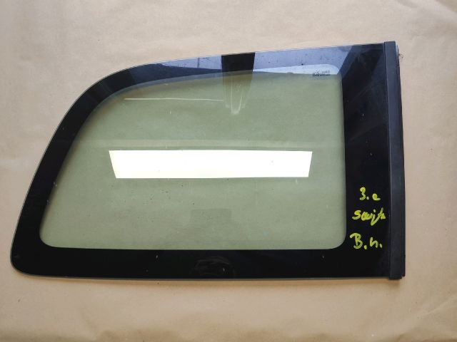 bontott SUZUKI SWIFT III Bal hátsó Fixüveg (Ajtóban)