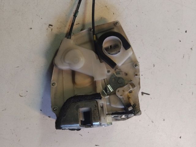 bontott SUZUKI SWIFT III Bal hátsó Központizár Motor