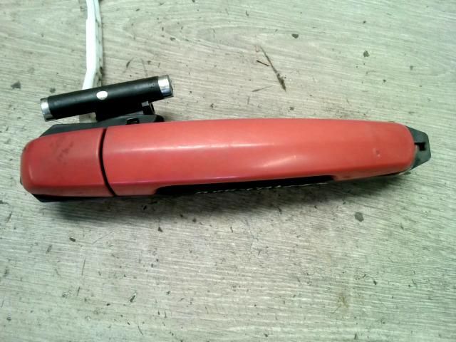 bontott SUZUKI SWIFT III Bal hátsó Külső Kilincs