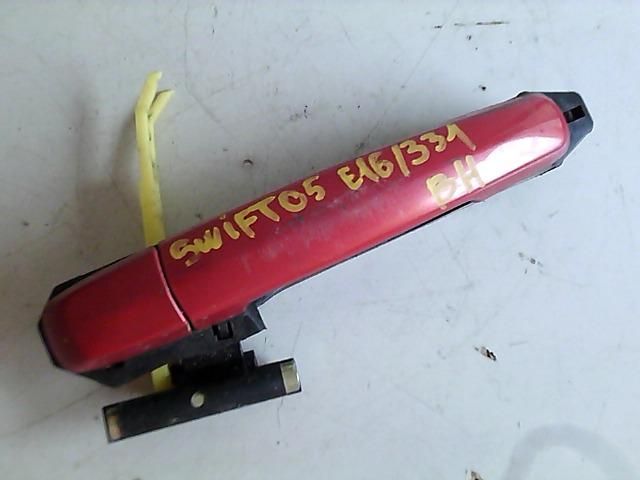 bontott SUZUKI SWIFT III Bal hátsó Külső Kilincs