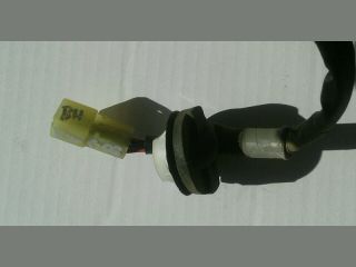 bontott SUZUKI SWIFT III Bal Hátsó Lámpa Foglalat