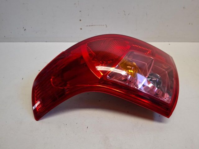 bontott SUZUKI SWIFT III Bal Hátsó Lámpa