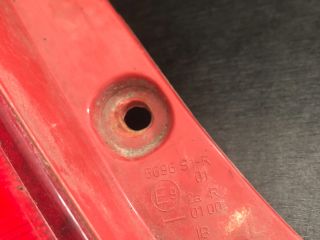 bontott SUZUKI SWIFT III Bal Hátsó Lámpa