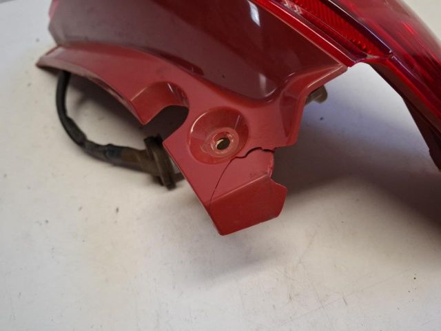 bontott SUZUKI SWIFT III Bal Hátsó Lámpa