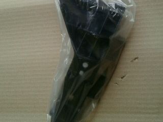 bontott SUZUKI SWIFT III Bal hátsó Lökhárító Tartó (Műanyag)