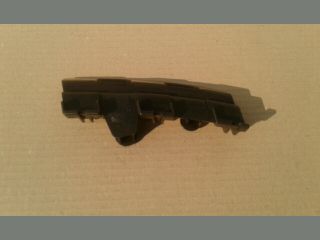 bontott SUZUKI SWIFT III Bal hátsó Lökhárító Tartó (Műanyag)