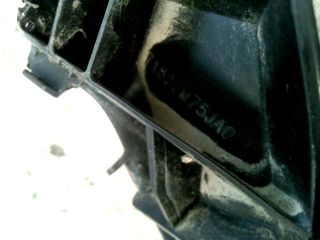 bontott SUZUKI SWIFT III Bal hátsó Lökhárító Tartó (Műanyag)