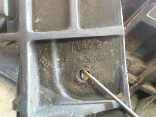 bontott SUZUKI SWIFT III Bal hátsó Oldal Lökhárító Tartó (Műanyag)