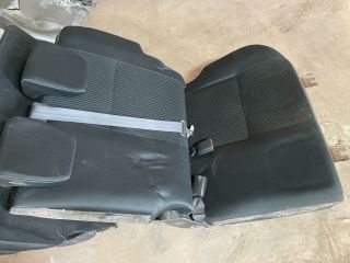 bontott SUZUKI SWIFT III Bal hátsó Ülés