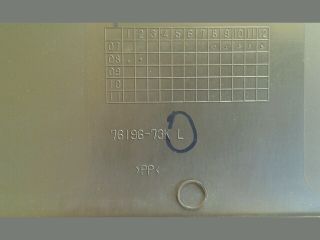 bontott SUZUKI SWIFT III Bal Kalaptartó Tartó Konzol