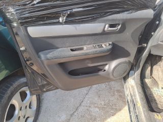 bontott SUZUKI SWIFT III Bal Kalaptartó Tartó Konzol