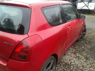 bontott SUZUKI SWIFT III Bal Kormánykapcsoló Irányjelző