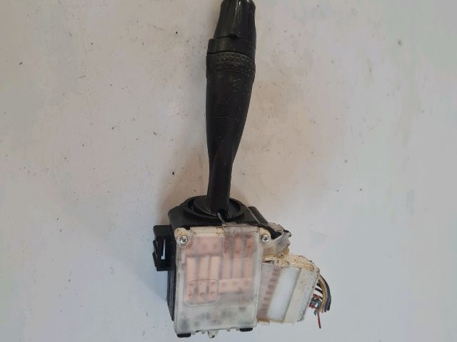 bontott SUZUKI SWIFT III Bal Kormánykapcsoló Irányjelző