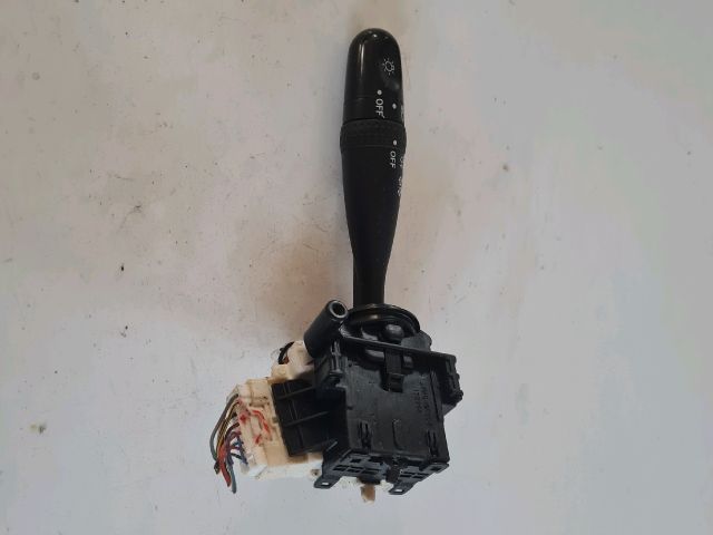 bontott SUZUKI SWIFT III Bal Kormánykapcsoló Irányjelző